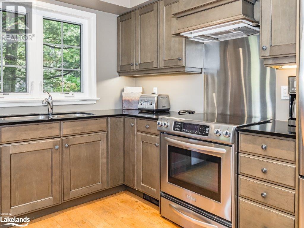 3876 Muskoka Rd Hwy 118 W Unit# Sandfield 4 Week 5, Port Carling, Ontario  P0B 1J0 - Photo 11 - 40590962