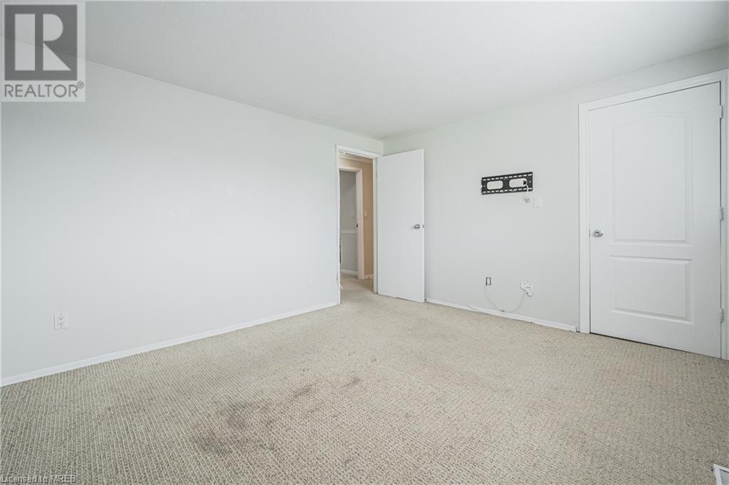 648 Doon Village Road Unit# 5, Kitchener, Ontario  N2P 1A2 - Photo 18 - 40590575