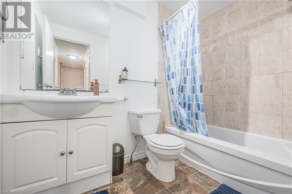 648 Doon Village Road Unit# 5, Kitchener, Ontario  N2P 1A2 - Photo 22 - 40590575