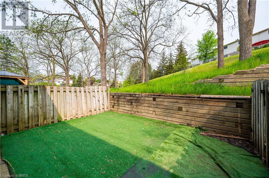 648 Doon Village Road Unit# 5, Kitchener, Ontario  N2P 1A2 - Photo 26 - 40590575