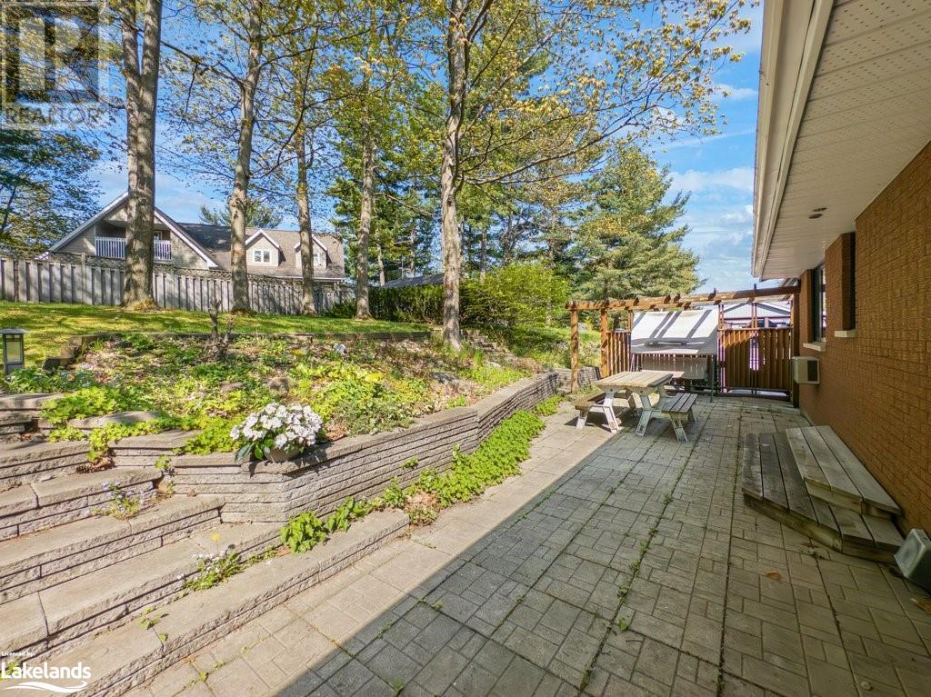 8 Waubeek Street, Parry Sound, Ontario  P2A 2Y6 - Photo 31 - 40589007