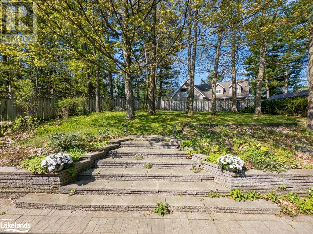 8 Waubeek Street, Parry Sound, Ontario  P2A 2Y6 - Photo 34 - 40589007