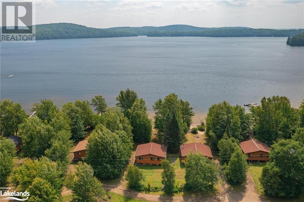 572 Ferguson Road, Katrine, Ontario P0A 1L0 (26909099) Bay