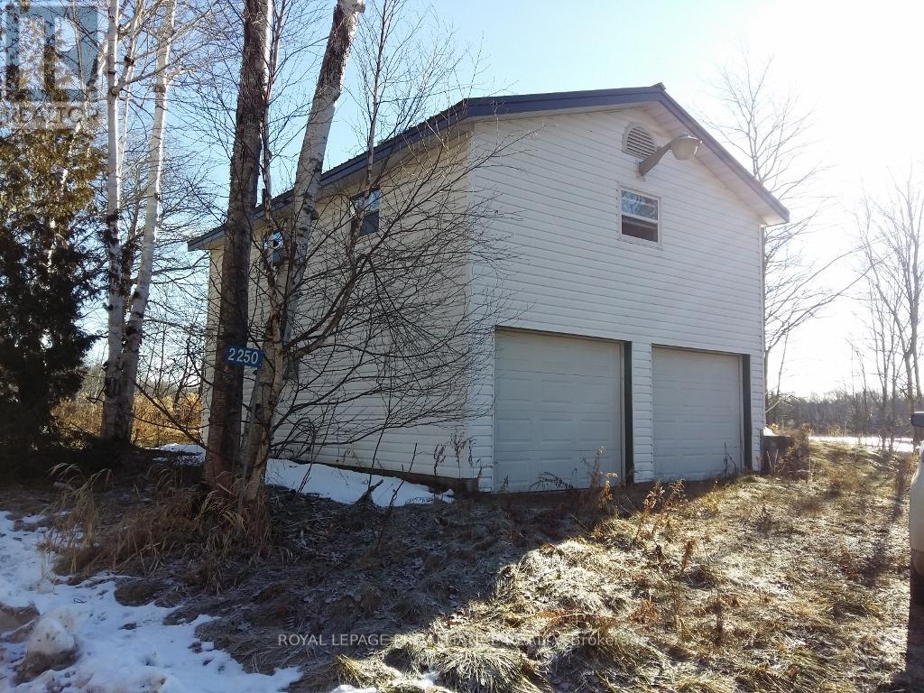 2250 Hungry Bay Road, Central Frontenac, Ontario  K0H 1B0 - Photo 14 - X8348868