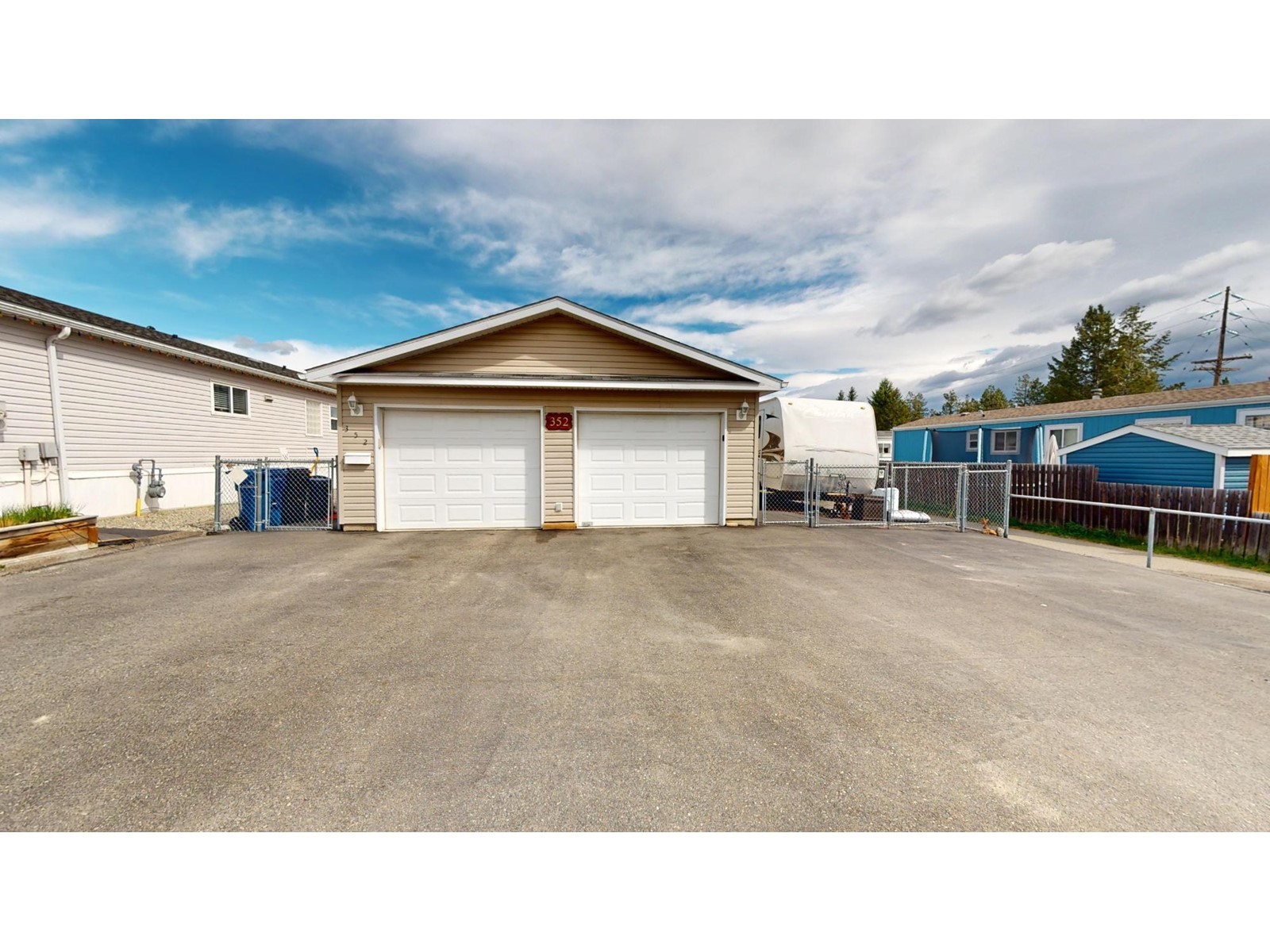 352 Mission Crescent, Cranbrook, British Columbia  V1C 6S5 - Photo 2 - 2477015