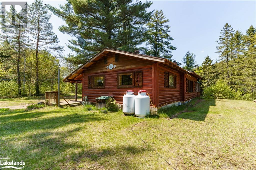 1205 Williamsport Road, Huntsville, Ontario  P1H 1N7 - Photo 3 - 40589049