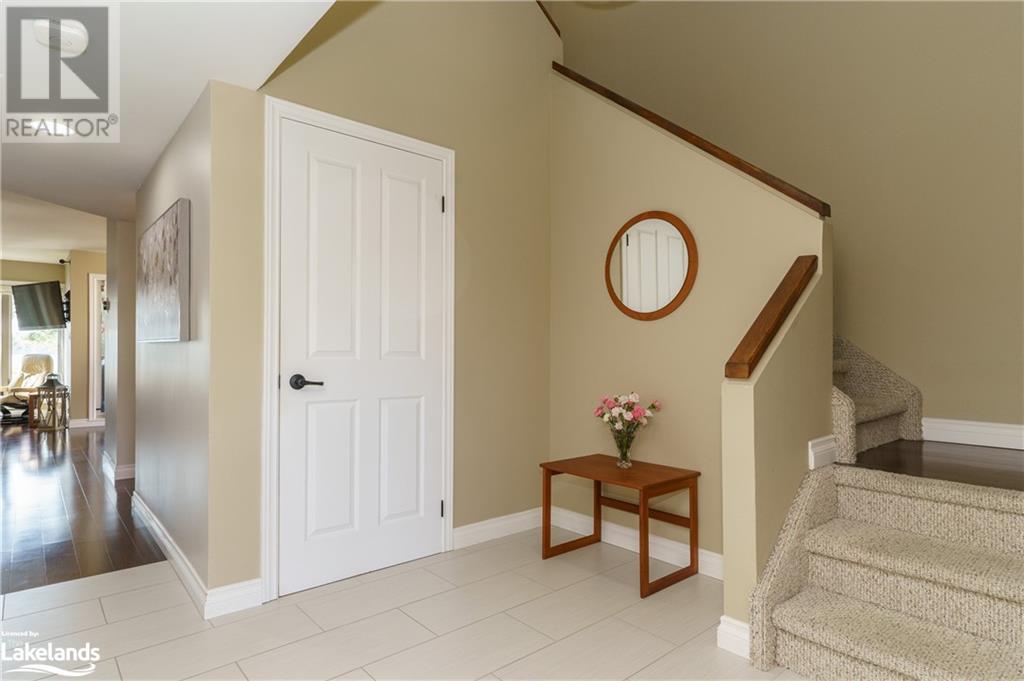10 Coveside Drive Unit# 207, Huntsville, Ontario  P1H 1C3 - Photo 7 - 40590124
