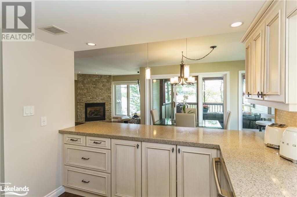 10 Coveside Drive Unit# 207, Huntsville, Ontario  P1H 1C3 - Photo 21 - 40590124