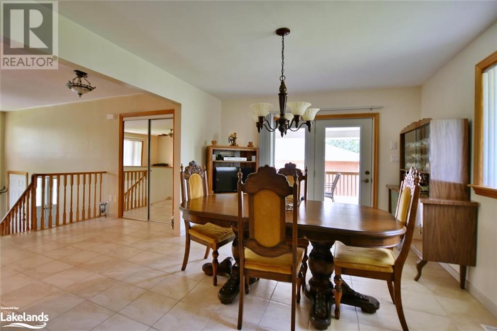 64 47th Street S, Wasaga Beach, Ontario  L9Z 1Y6 - Photo 12 - 40589440