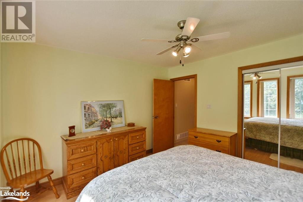 64 47th Street S, Wasaga Beach, Ontario  L9Z 1Y6 - Photo 16 - 40589440