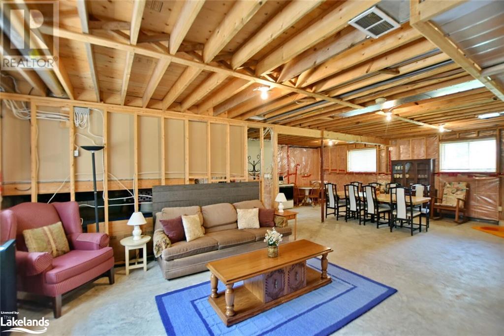 64 47th Street S, Wasaga Beach, Ontario  L9Z 1Y6 - Photo 19 - 40589440