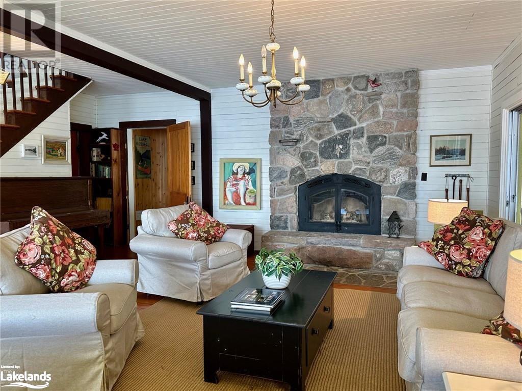 2 Farquhar Street, Rosseau, Ontario  P0C 1J0 - Photo 11 - 40589962