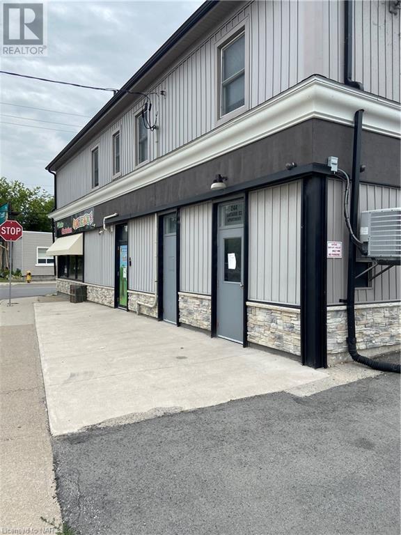 <h3>$1,450<small> Monthly</small></h3><p>244 Ontario Street Unit# 2, St. Catharines, Ontario</p>