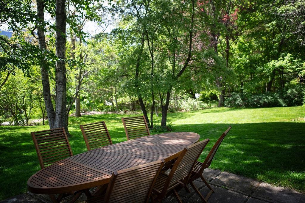 595 Valhalla Road, Nelson, British Columbia  V1L 6M6 - Photo 22 - 2477032