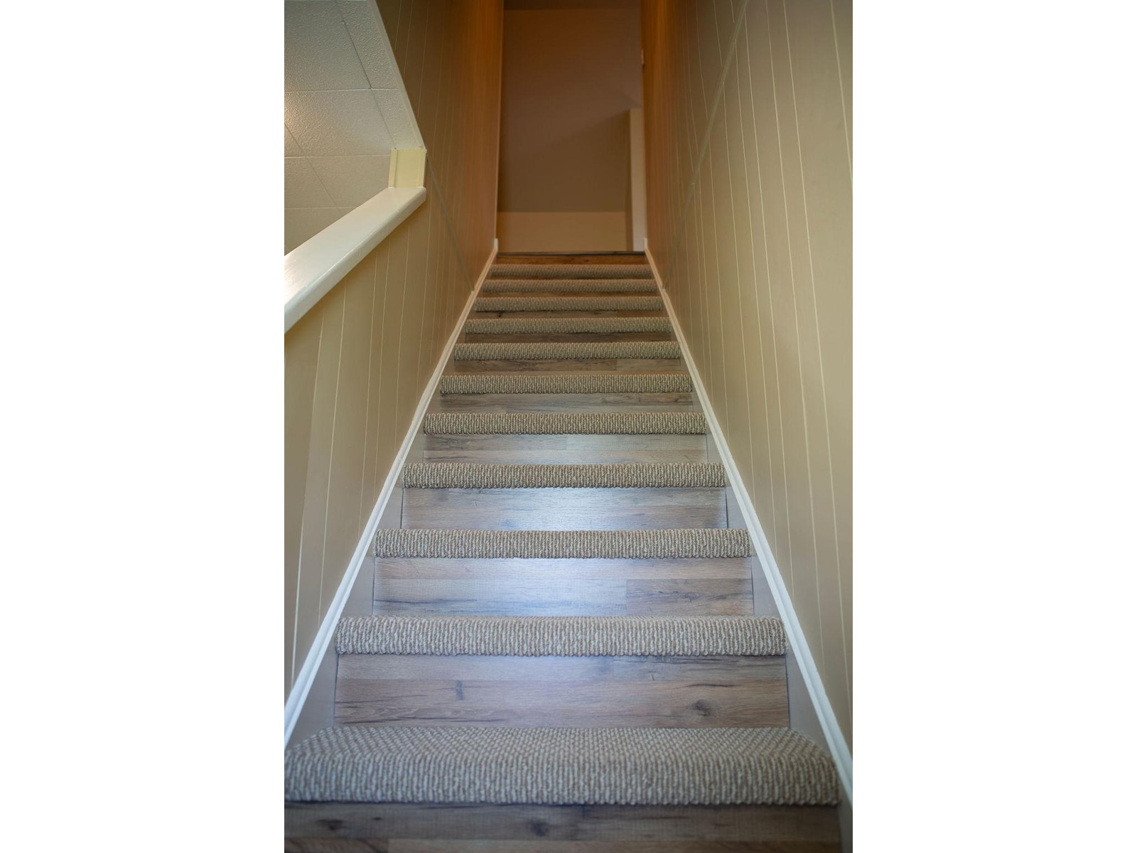 595 Valhalla Road, Nelson, British Columbia  V1L 6M6 - Photo 77 - 2477032