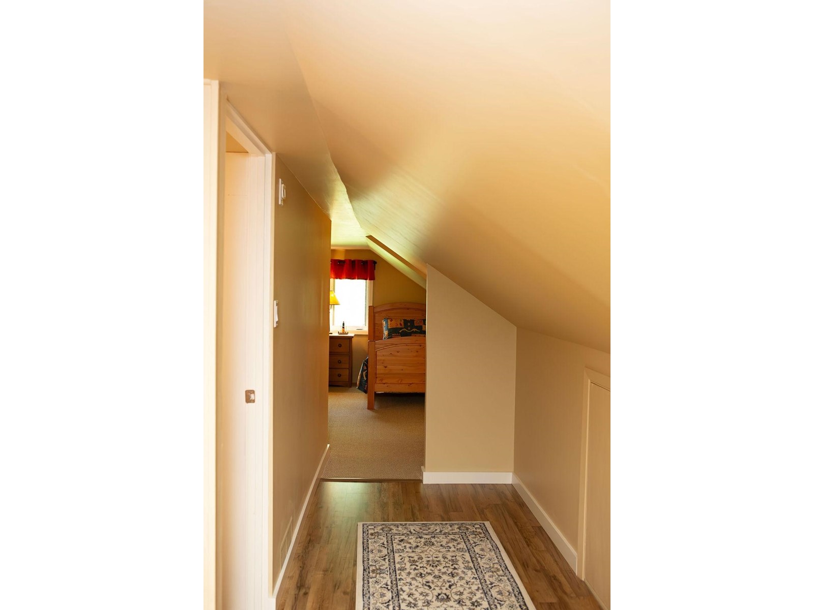 595 Valhalla Road, Nelson, British Columbia  V1L 6M6 - Photo 83 - 2477032