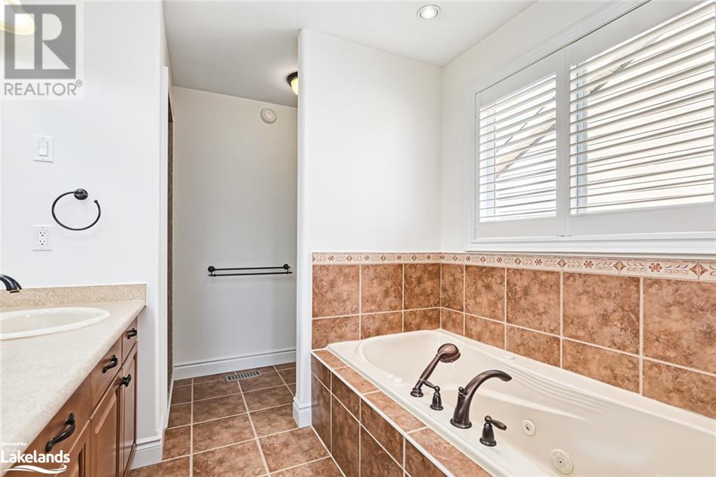 23 Chamberlain Crescent, Collingwood, Ontario  L9Y 0E3 - Photo 29 - 40588798