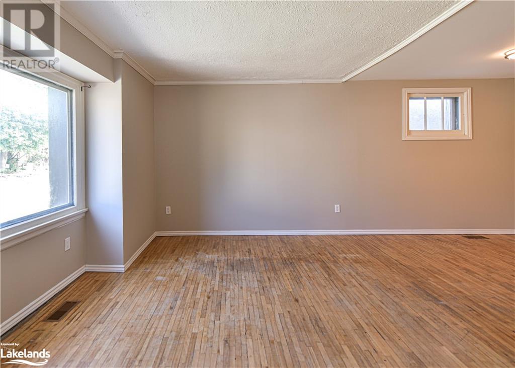 103 Mississaga Street W, Orillia, Ontario  L3V 3A9 - Photo 10 - 40591031