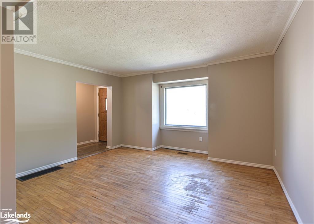 103 Mississaga Street W, Orillia, Ontario  L3V 3A9 - Photo 13 - 40591031