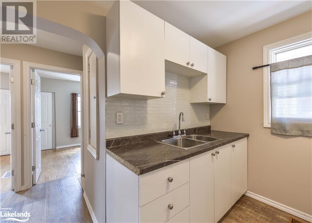 103 Mississaga Street W, Orillia, Ontario  L3V 3A9 - Photo 16 - 40591031