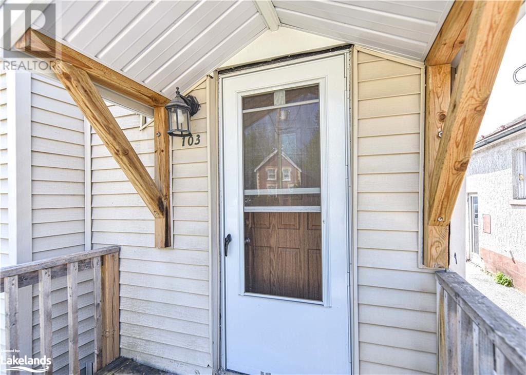 103 Mississaga Street W, Orillia, Ontario  L3V 3A9 - Photo 8 - 40591031