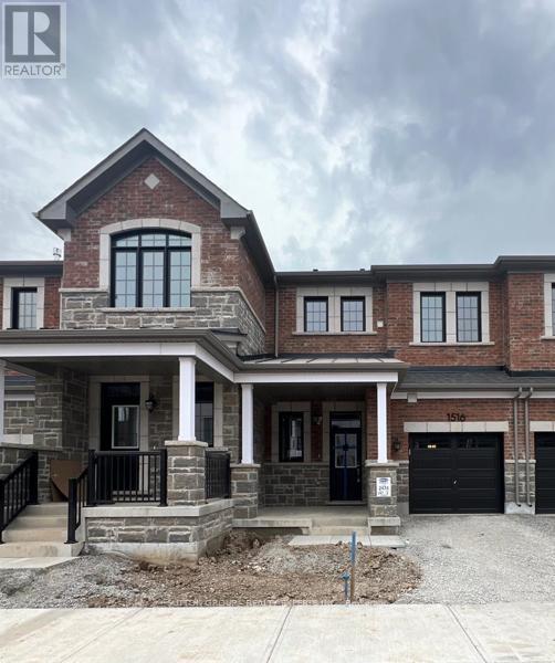 <h3>$3,200<small> Monthly</small></h3><p>1516 Moira Crescent, Milton, Ontario</p>