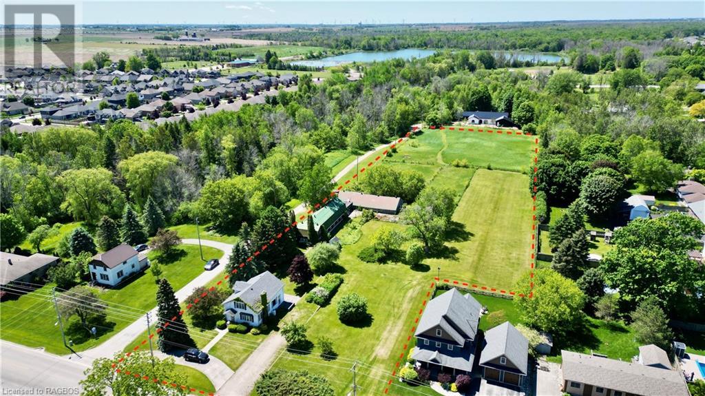 440 Kincardine Avenue, Kincardine, Ontario N2Z 2W3 (26908780) Ron