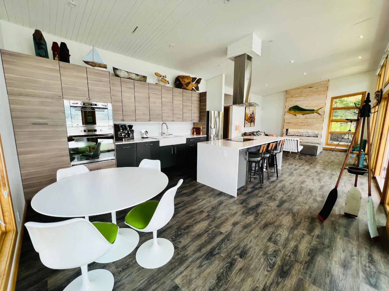 8257 Grainger Road, Canal Flats, British Columbia  V0B 1B0 - Photo 16 - 2477040