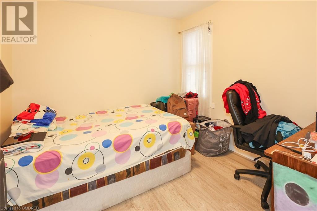 6295 Ker Street, Niagara Falls, Ontario  L2G 1X7 - Photo 12 - 40582566