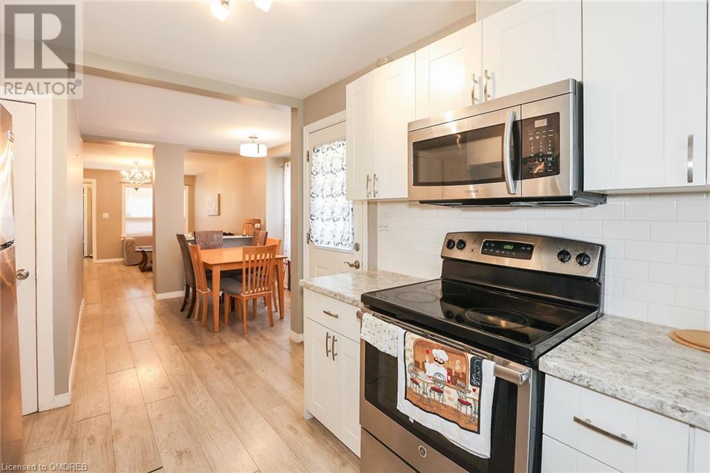 6295 Ker Street, Niagara Falls, Ontario  L2G 1X7 - Photo 5 - 40582566