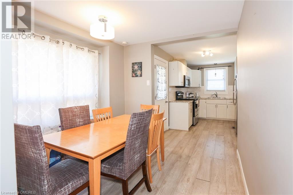 6295 Ker Street, Niagara Falls, Ontario  L2G 1X7 - Photo 6 - 40582566