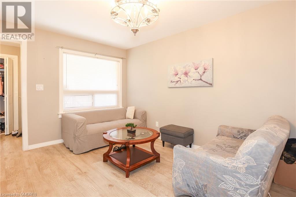 6295 Ker Street, Niagara Falls, Ontario  L2G 1X7 - Photo 7 - 40582566