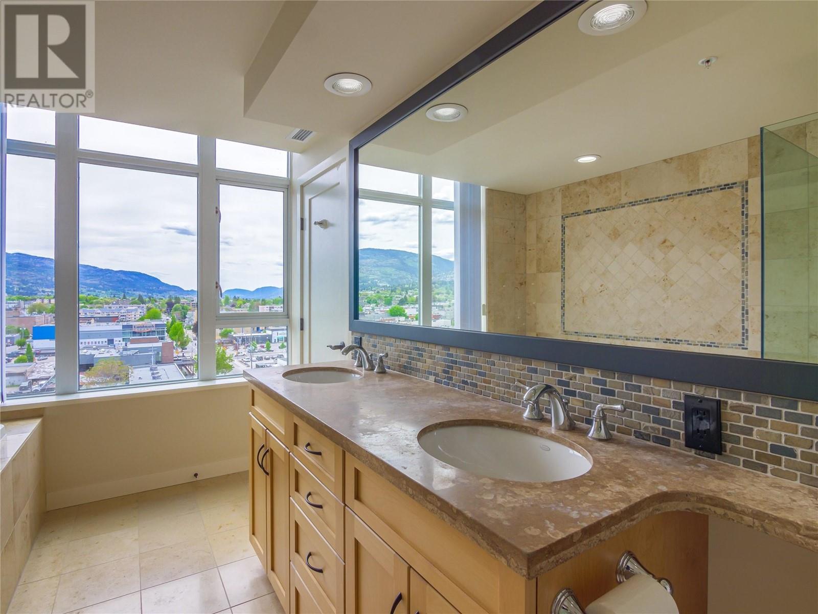 160 Lakeshore Drive W Unit# 1006 Penticton