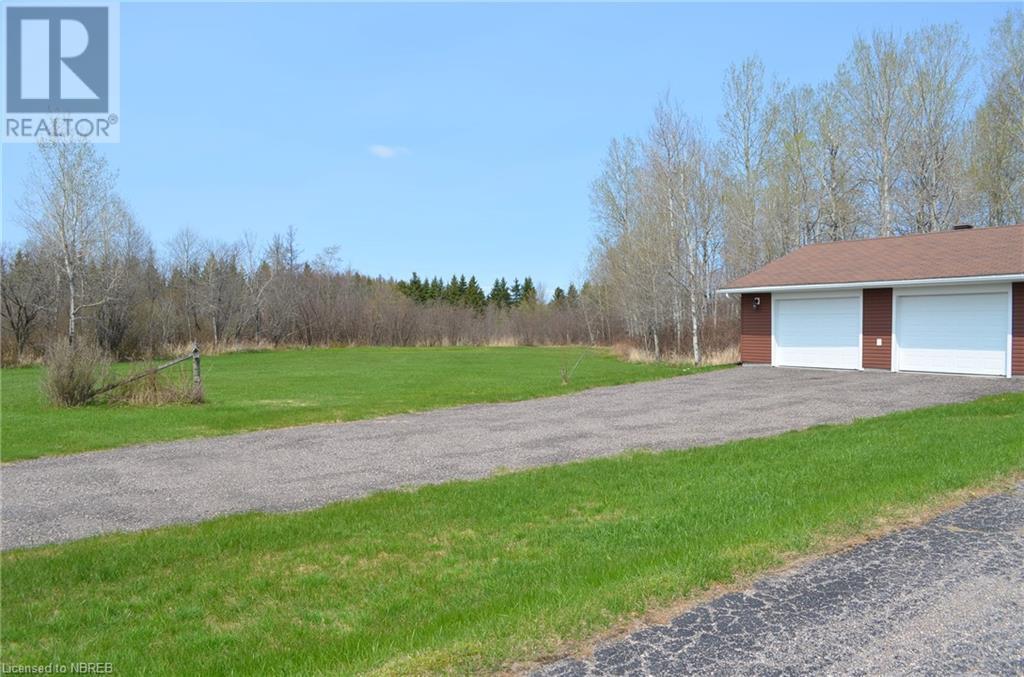 492 Mccarthy Street, Trout Creek, Ontario  P0H 2L0 - Photo 4 - 40590322