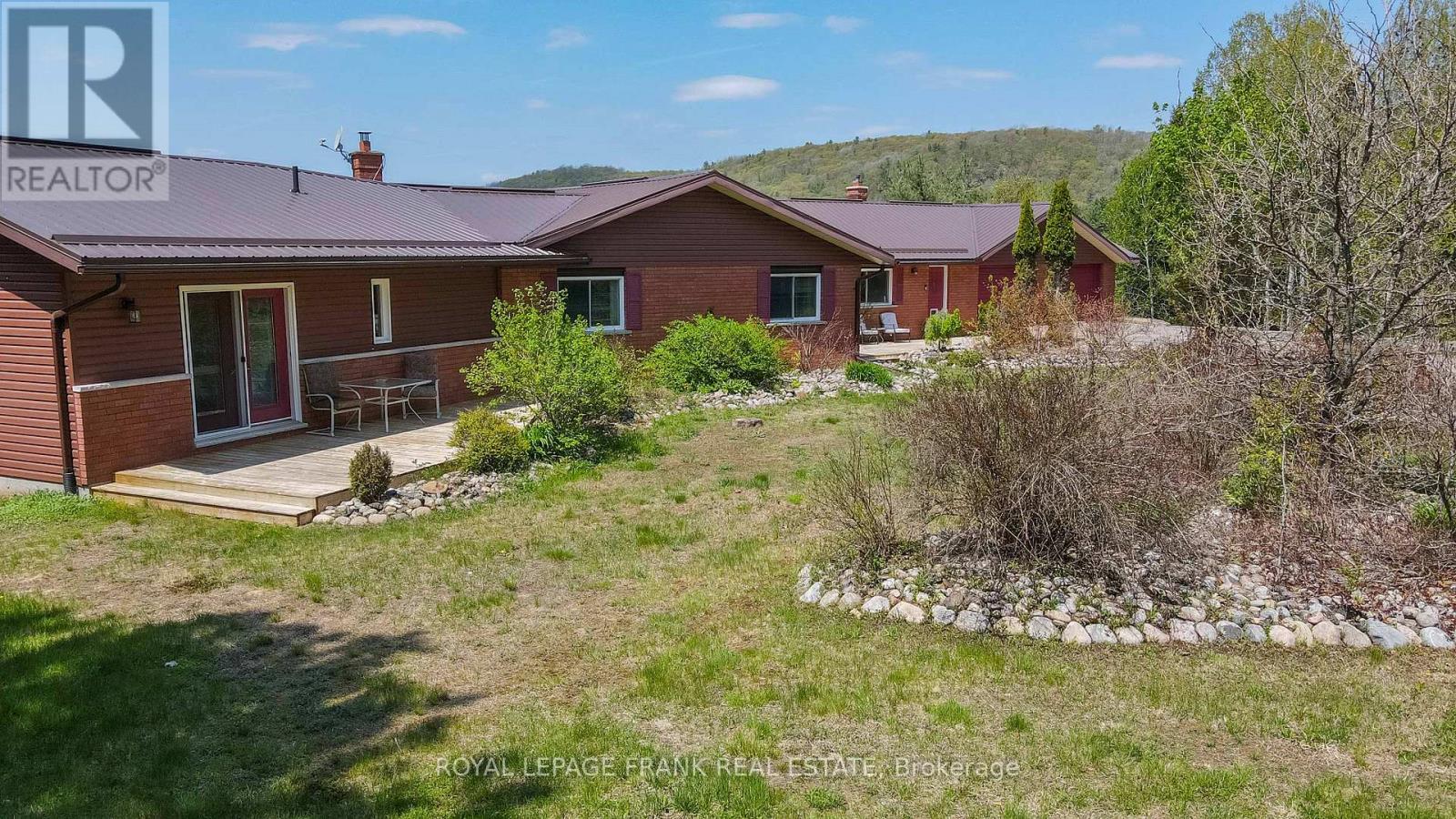 46 South Baptiste Lake Road, Hastings Highlands (Herschel Ward), Ontario  K0L 1C0 - Photo 4 - X8350462