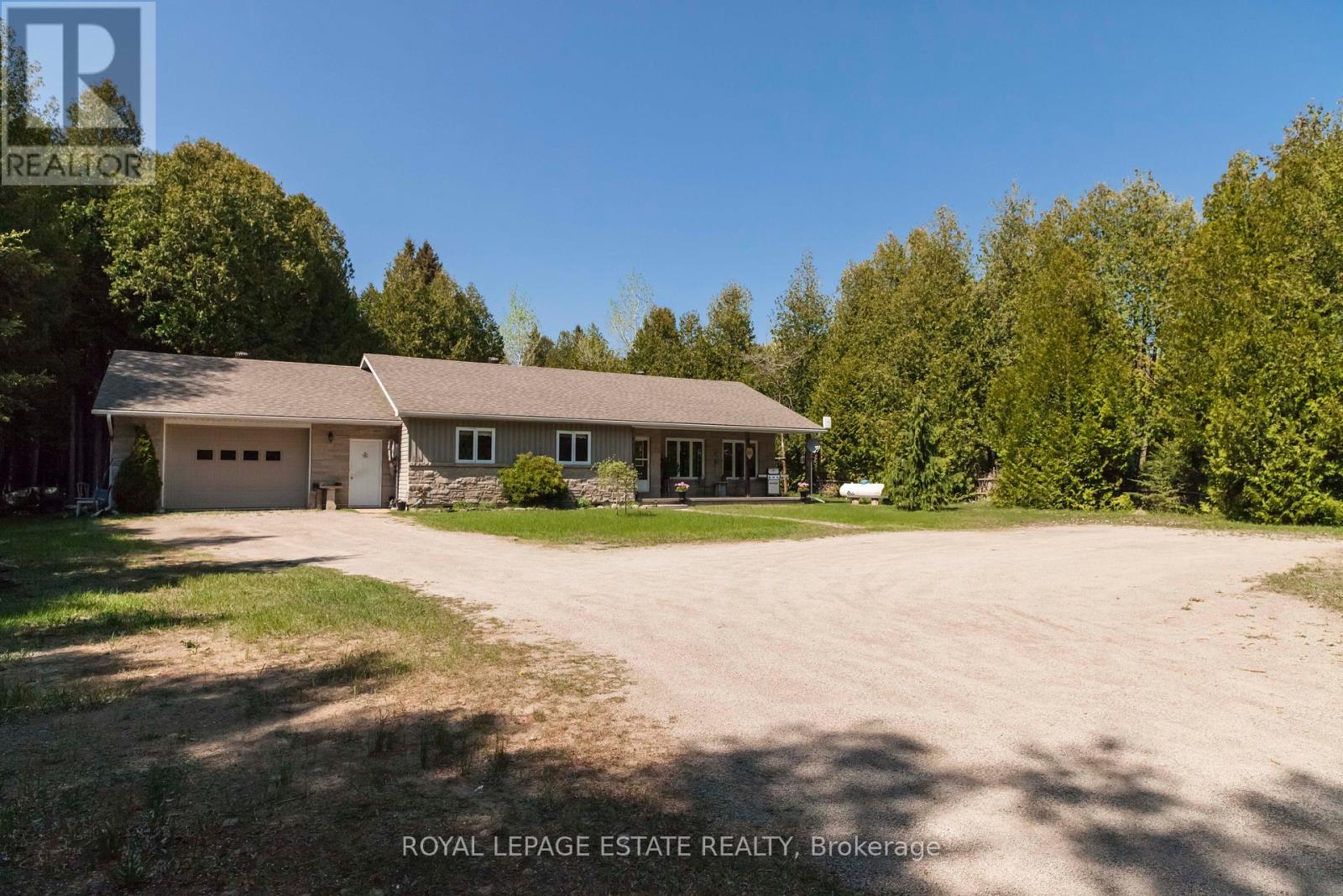 788 HOWDENVALE ROAD, south bruce peninsula, Ontario