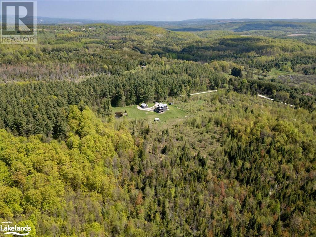 355310 Blue Mountains Euphrasia Townline, Clarksburg, Ontario  N0H 1J0 - Photo 46 - 40590893