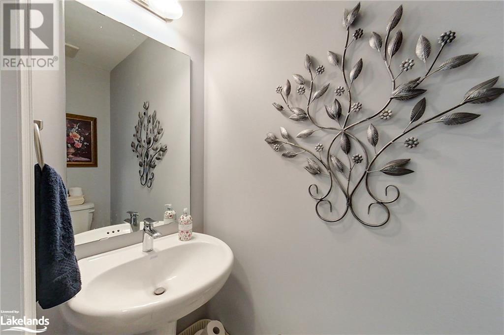 8 Little River Crossing, Wasaga Beach, Ontario  L9Z 0J8 - Photo 18 - 40589921
