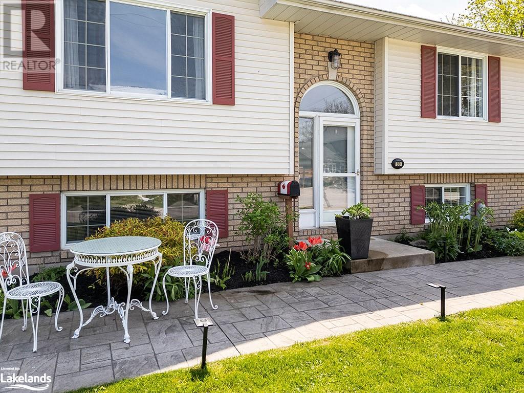 90 Manning Avenue, Collingwood, Ontario  L9Y 4A8 - Photo 2 - 40586566