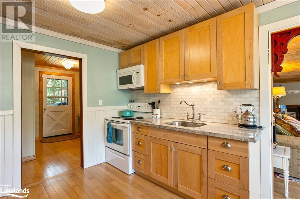 2460 Fred Jones Road, Haliburton, Ontario  K0M 1S0 - Photo 15 - 40579583