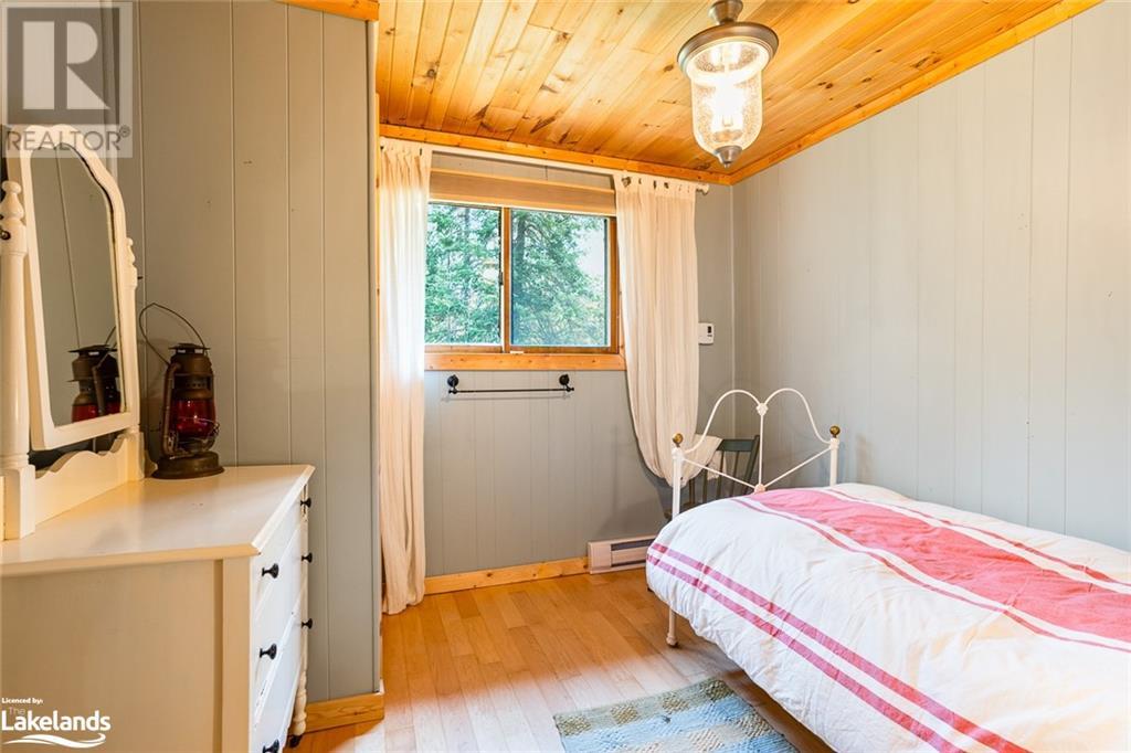 2460 Fred Jones Road, Haliburton, Ontario  K0M 1S0 - Photo 18 - 40579583