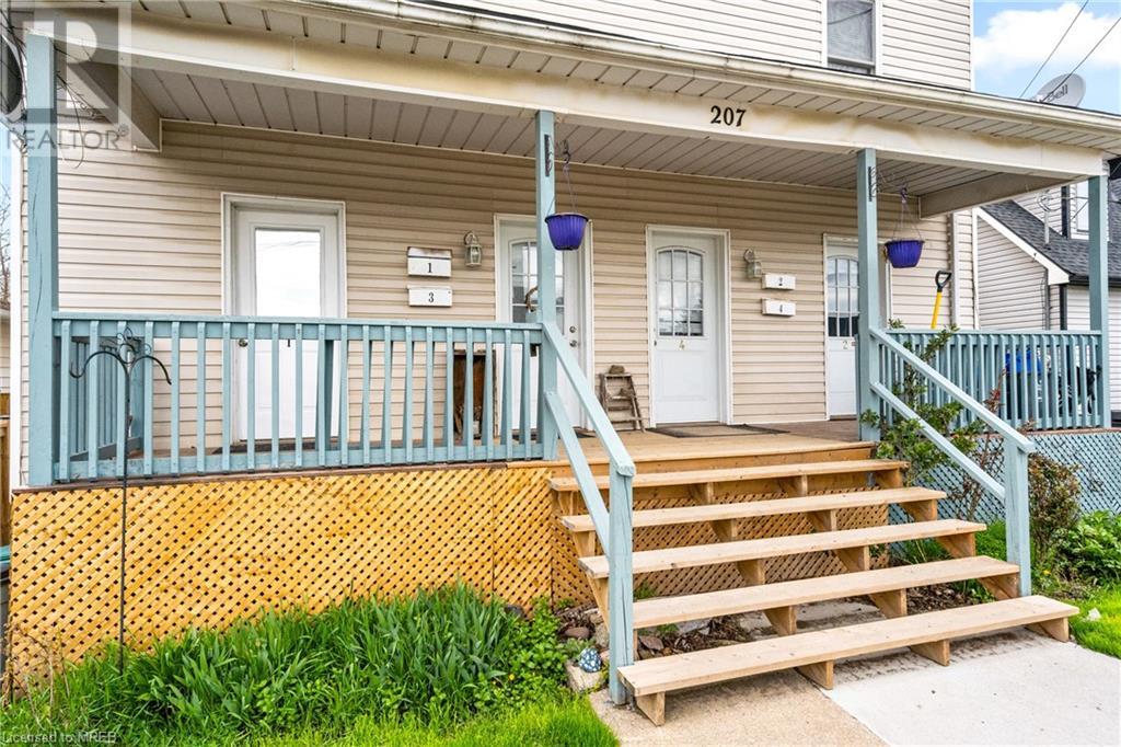 Property at 207 BEAVER Street image 3