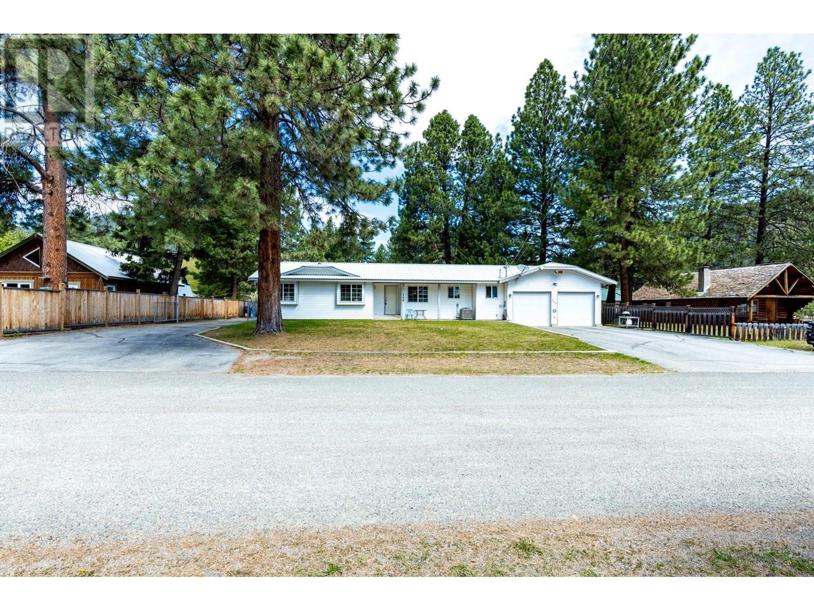 146 1st Street, Tulameen, British Columbia  V0X 1W0 - Photo 2 - 10314425