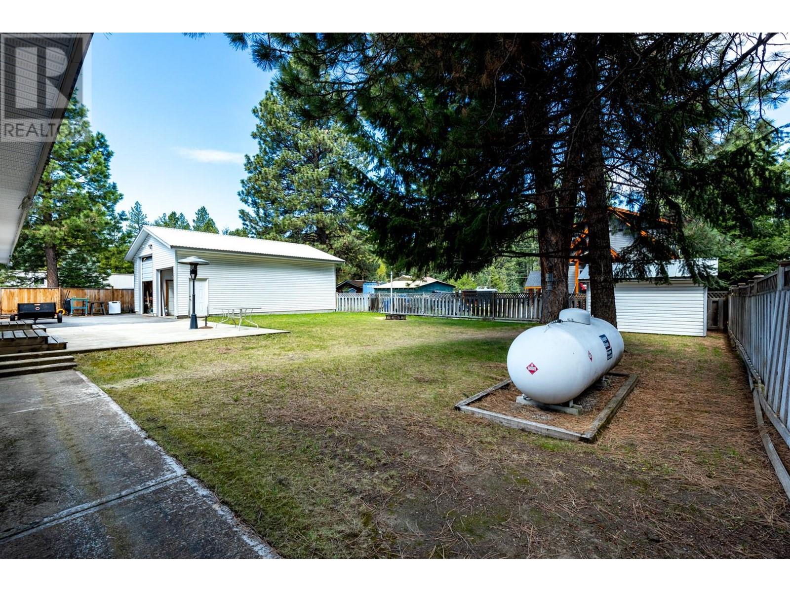 146 1st Street, Tulameen, British Columbia  V0X 1W0 - Photo 7 - 10314425