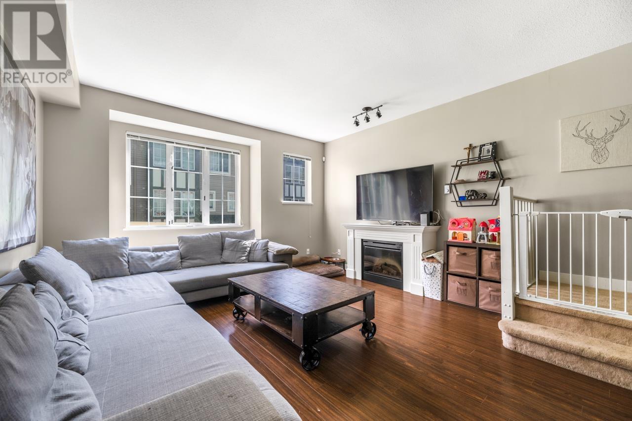 38 8533 Cumberland Place, Burnaby, British Columbia  V3N 5C1 - Photo 7 - R2884373