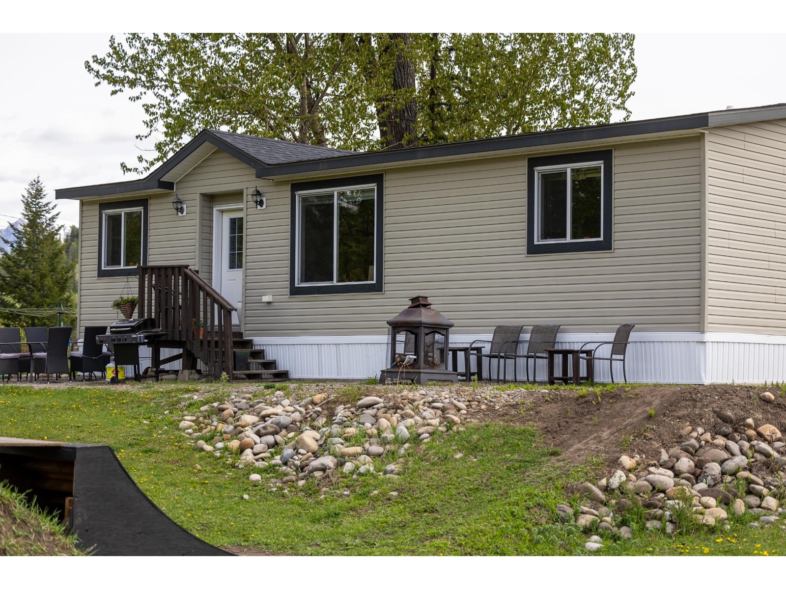 4103 Hill Road, Fernie, British Columbia  V0B 1M4 - Photo 6 - 2477069