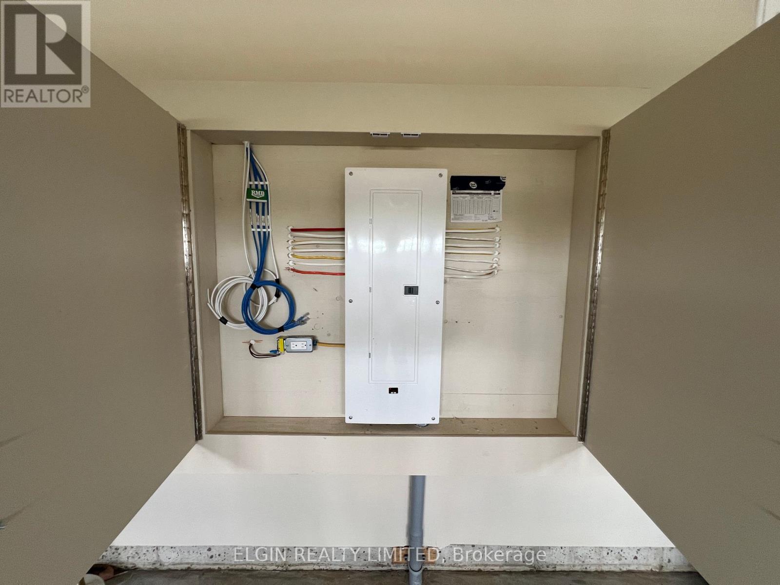 52 Braun Avenue, Tillsonburg, Ontario  N4G 0K5 - Photo 26 - X8349200