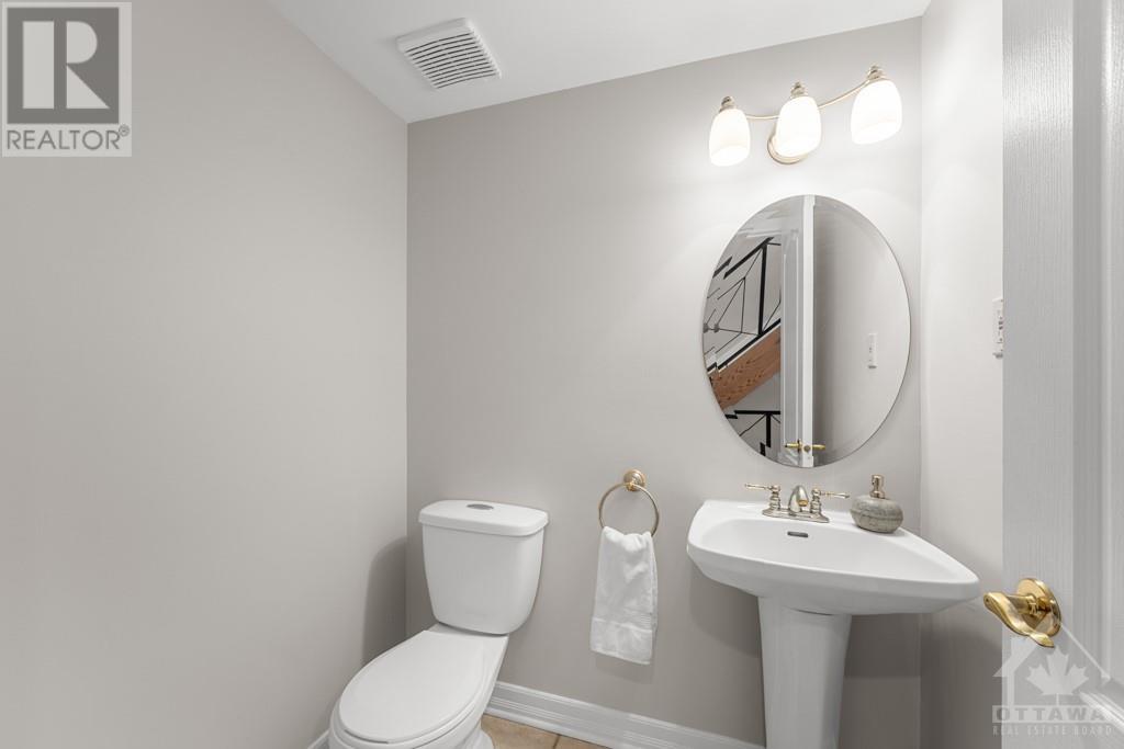 393 Mackay Street, Ottawa, Ontario  K1M 2C5 - Photo 10 - 1392707