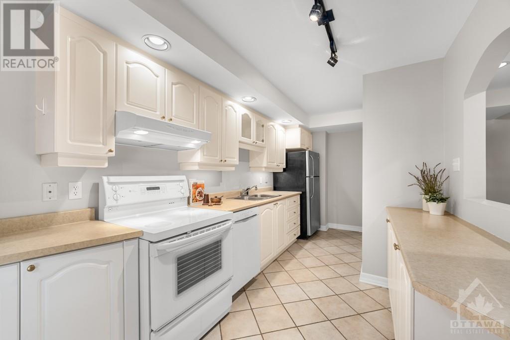 393 Mackay Street, Ottawa, Ontario  K1M 2C5 - Photo 8 - 1392707