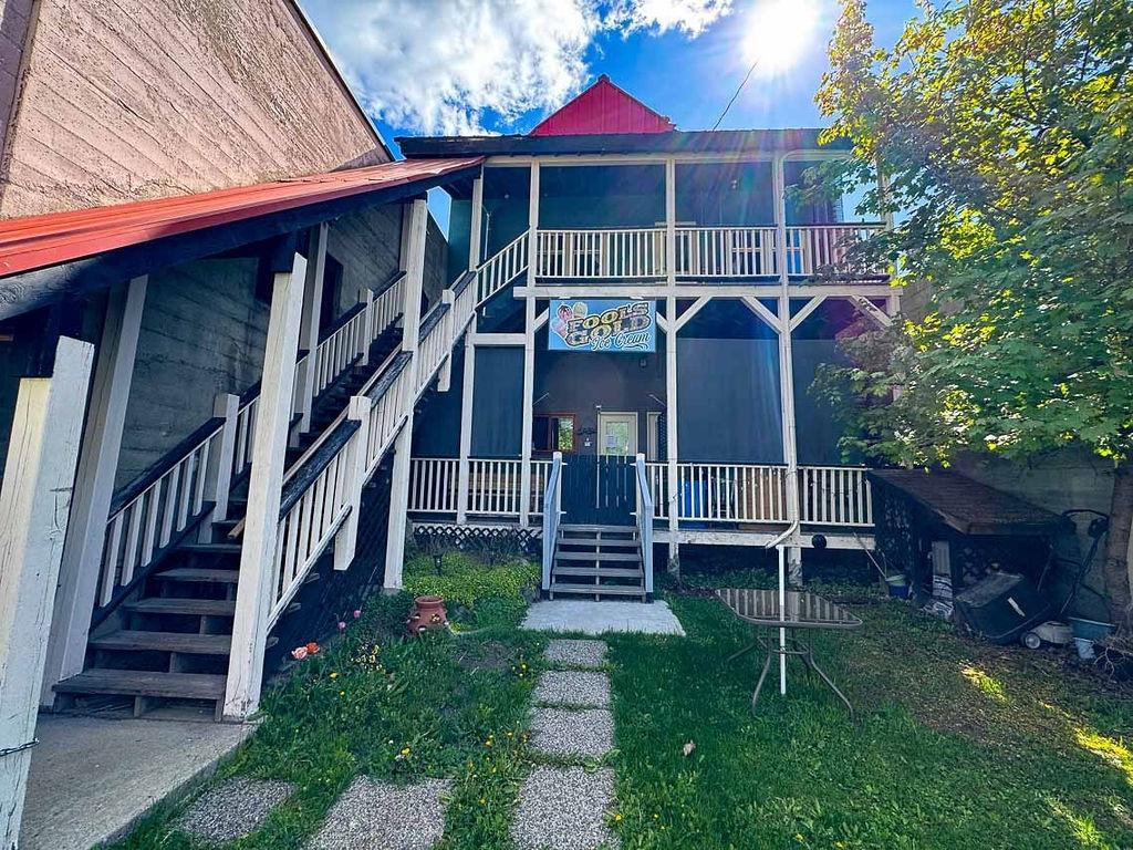 2063 Washington Street, Rossland, British Columbia  V0G 1Y0 - Photo 57 - 2477068